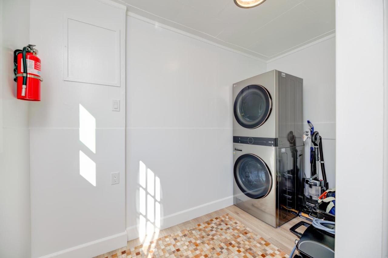Lovely White Beach House Redondo Beach Eksteriør billede